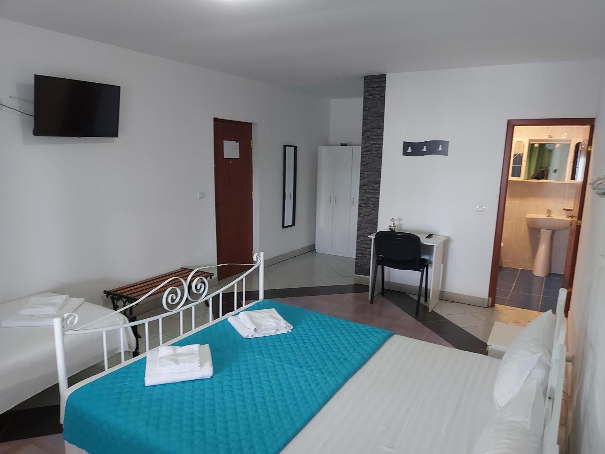 Casa Geppo - Camere De Inchiriat Ieşelniţa Buitenkant foto
